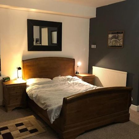 Comfortable And Cosy Studio In Chelsea ลอนดอน ภายนอก รูปภาพ
